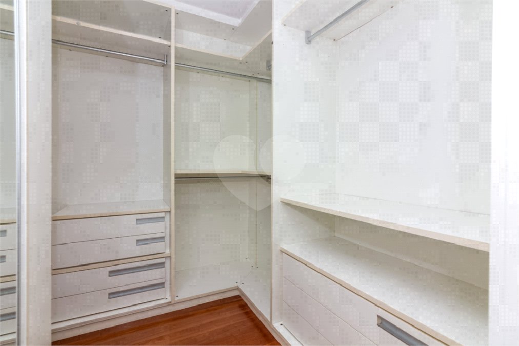 Apartamento à venda com 3 suítes em Alto da Boa Vista, São Paulo, SP