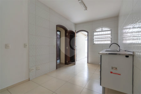 Casa à venda com 3 quartos, sendo 1 suíte, em Brooklin Paulista, São Paulo, SP