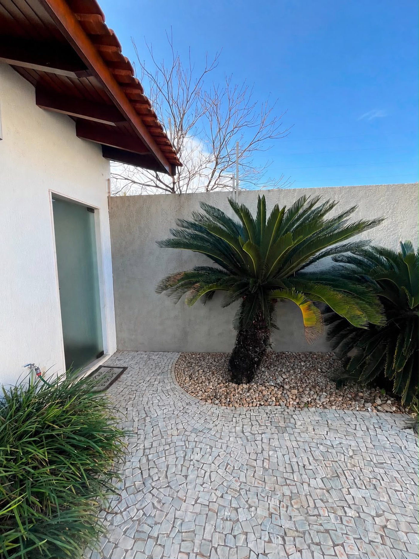 Casa à venda com 3 quartos, sendo 1 suíte,  em Santos Dumont, Três Lagoas, MS