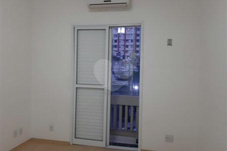 Apartamento à venda com 2 quartos em Cerqueira César, São Paulo, SP
