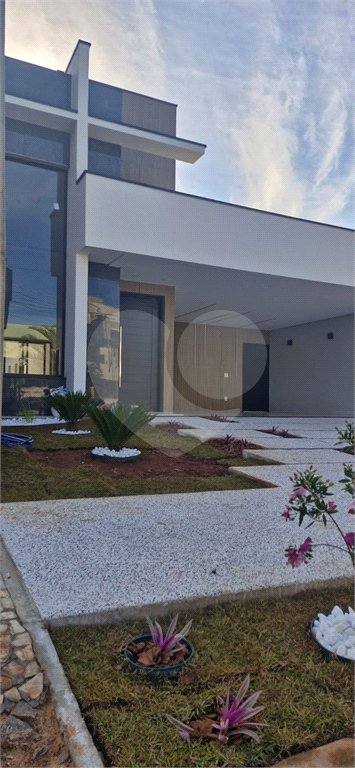 Casa à venda com 3 suítes no condomínio Campos do Conde Ii, Paulínia - SP