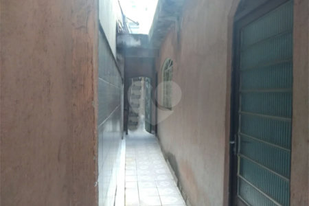 Sobrado à venda com 2 quartos, sendo 1 suíte, em Vila Medeiros, São Paulo, SP