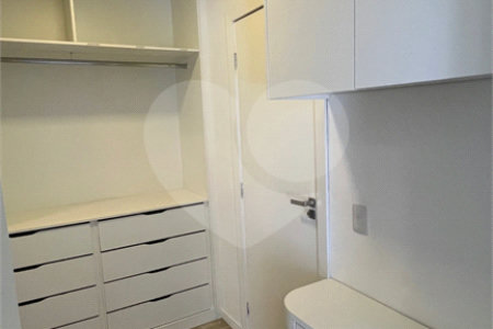 Casa à venda com 4 suítes em Jardim Paulista, Atibaia, SP
