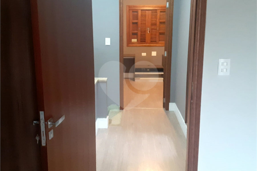 Sobrado à venda com 2 quartos em Santana, São Paulo, SP