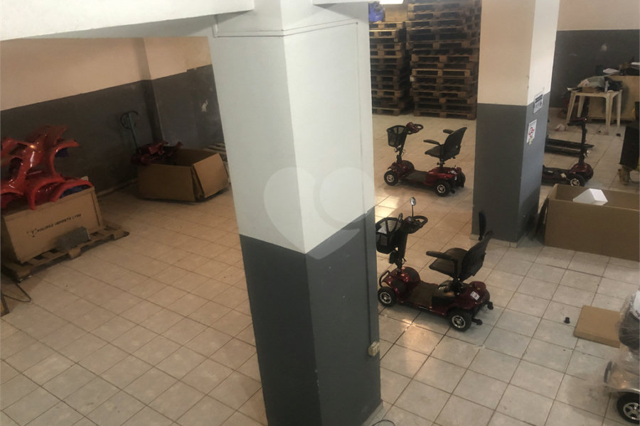Prédio à venda em Imirim, São Paulo, SP
