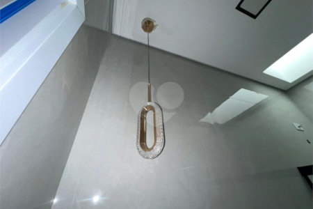 Casa à venda com 3 quartos, sendo 1 suíte, no condomínio Horto Florestal Villagio, Sorocaba - SP