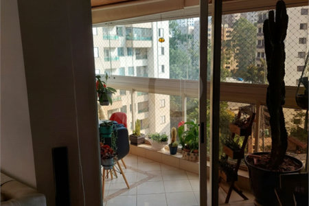 Apartamento à venda com 3 suítes em Jardim Ampliação, São Paulo, SP