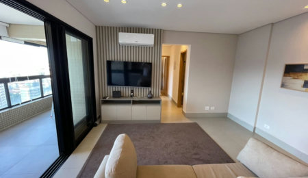 Apartamento 2 dormitórios (1 suíte), porteira fechada, 1 vaga demarcada, no José Menino, Santos