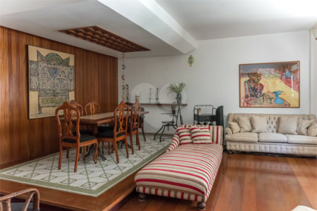 Apartamento à venda com 3 quartos, sendo 1 suíte, em Tijuca, Rio de Janeiro, RJ