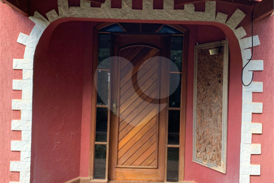 Casa à venda com 4 quartos, sendo 1 suíte, em Loteamento Rancho Maringá II, Atibaia, SP