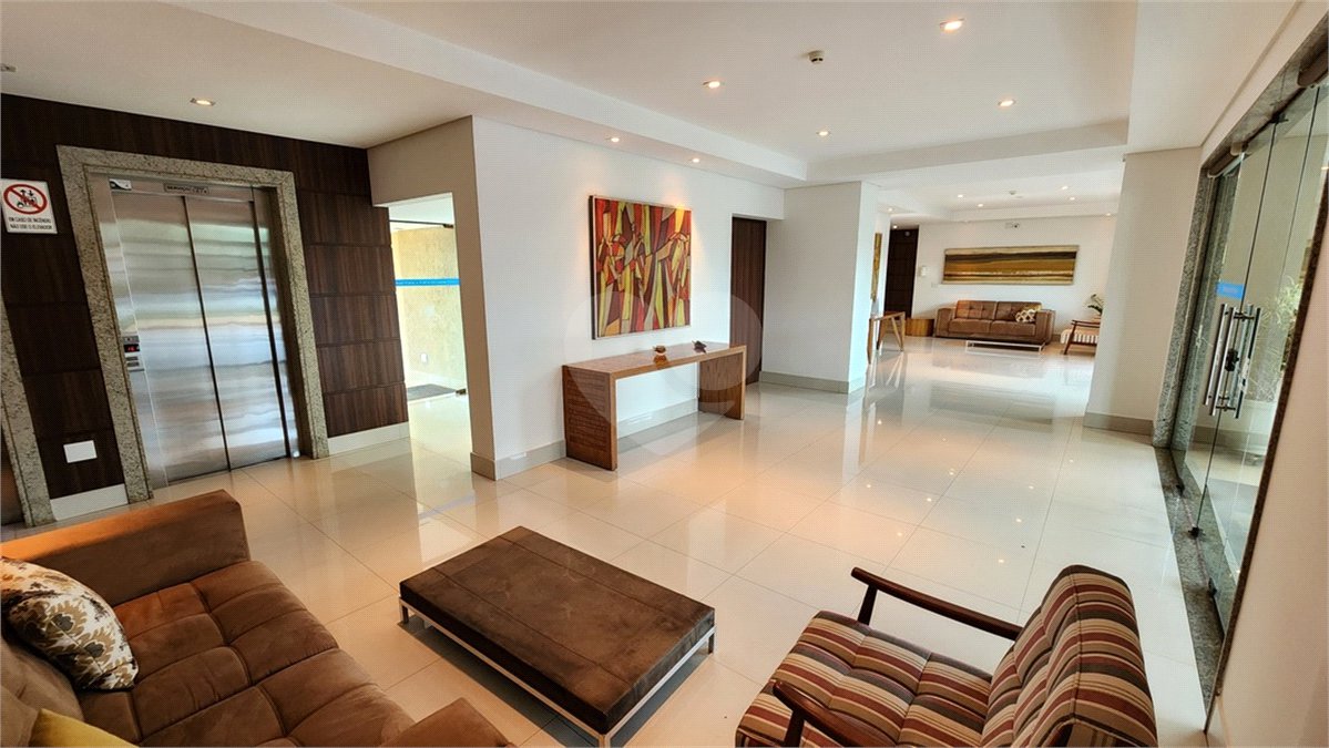 Apartamento à venda com 2 quartos, sendo 1 suíte, no Centro, Araraquara, SP