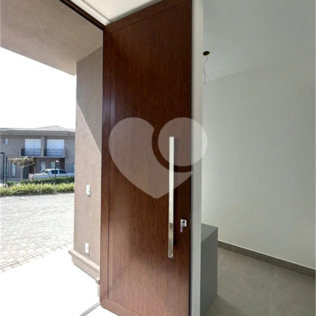 Casa à venda com 3 suítes no condomínio Quinta das Parreiras, Valinhos - SP