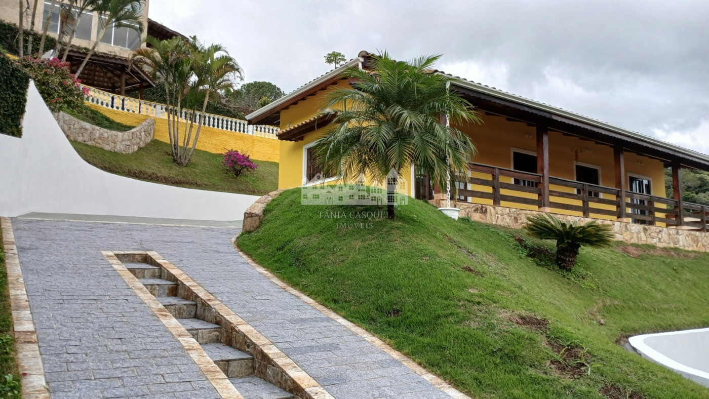 Casa para alugar com 3 quartos, sendo 1 suíte, em Vila Petrópolis, Atibaia, SP