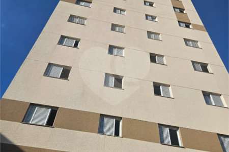 Apartamento à venda com 3 quartos, sendo 1 suíte, no Centro, Poá, SP
