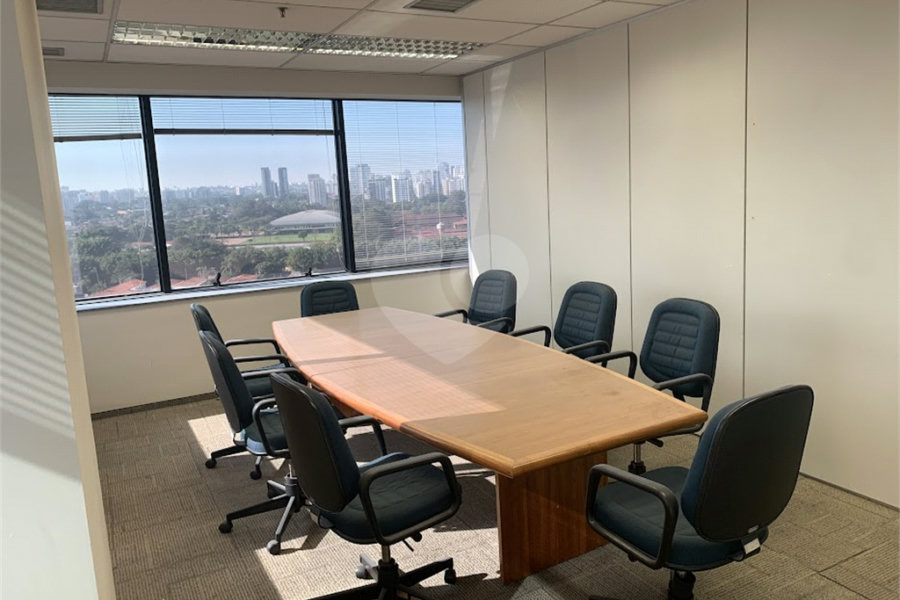 Sala à venda em Cerqueira Cesar, São Paulo, SP