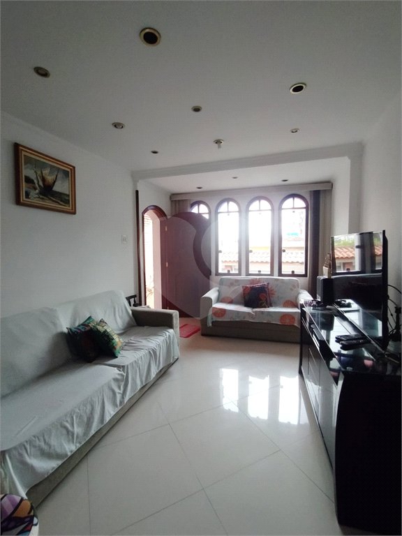 Casa à venda com 3 quartos, sendo 1 suíte, em Horto Florestal, São Paulo, SP