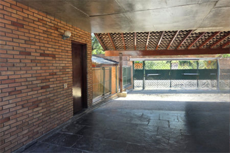 Casa à venda com 4 quartos, sendo 2 suítes, em Cidade São Francisco, São Paulo, SP