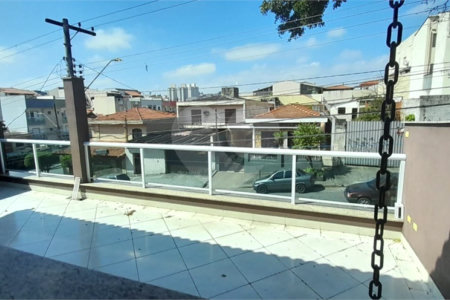 Sobrado à venda com 3 quartos, sendo 2 suítes,  em Vila Pires, Santo André, SP
