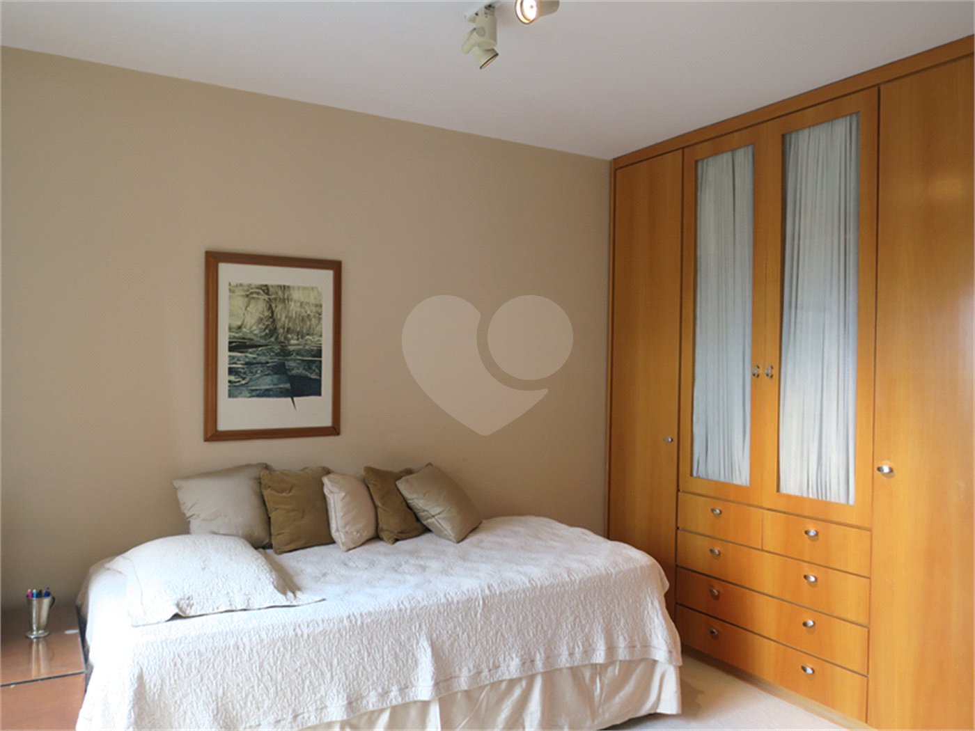 Apartamento à venda com 3 suítes em Vila Suzana, São Paulo, SP