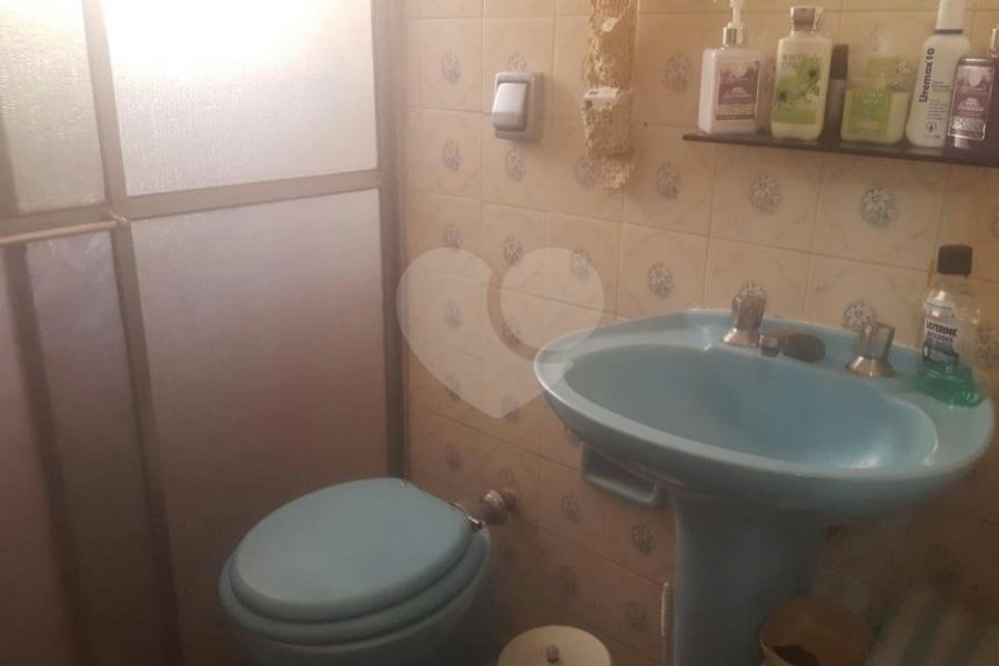 Casa à venda com 3 quartos, sendo 1 suíte, no condomínio Residencial Tremembé, São Paulo - SP