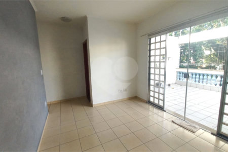 Casa para alugar com 3 quartos, sendo 1 suíte, em Jardim Bonfiglioli, São Paulo, SP