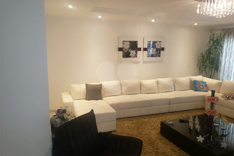 Casa à venda com 4 suítes em Santana, São Paulo, SP