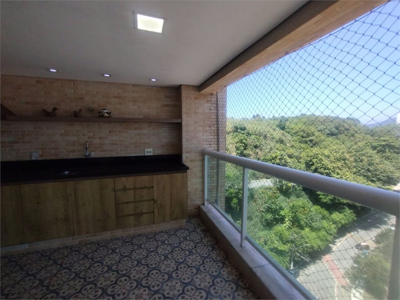 Apartamento Residencial à venda, Jardim Astúrias, Guarujá - AP0683.