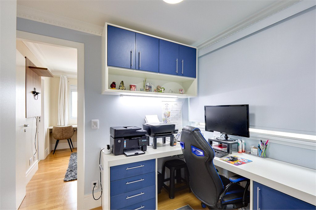 Apartamento à venda com 4 suítes em Jardim Marajoara, São Paulo, SP