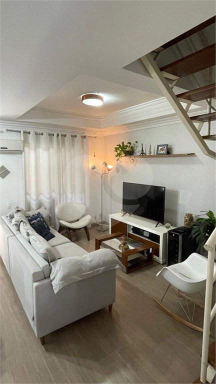 Casa à venda ou para alugar com 3 quartos, sendo 1 suíte, no condomínio Liberty Village, São Paulo - SP