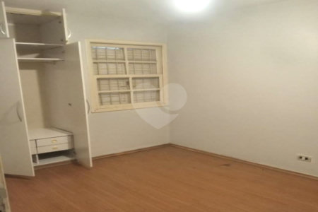 Casa à venda com 3 quartos em Chácara Santo Antônio (zona Sul), São Paulo, SP