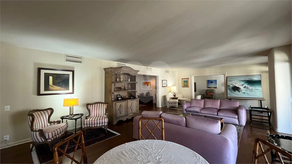 Apartamento à venda com 4 quartos, sendo 3 suítes, em Itaim Bibi, São Paulo, SP