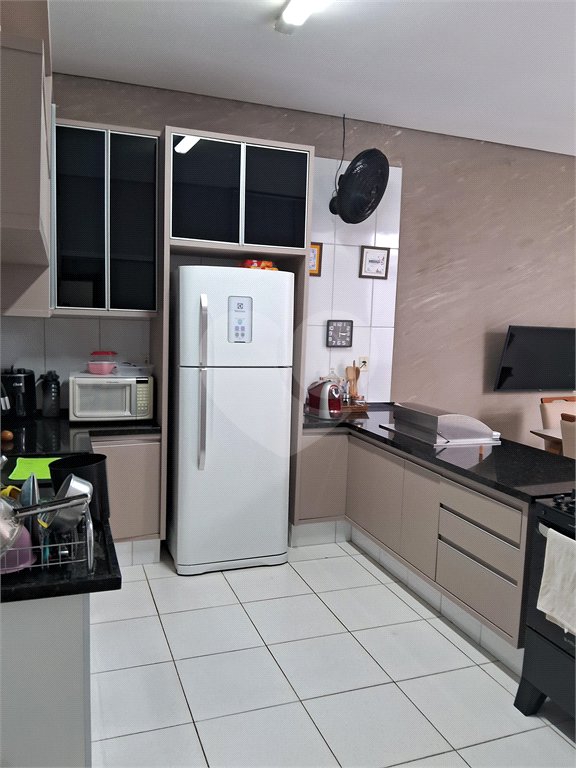 Casa à venda com 3 quartos, sendo 1 suíte, em Núcleo Residencial Professor Carlos Aldrovandi, Indaiatuba, SP