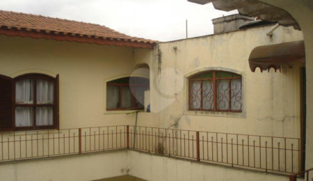 Sobrado à venda com 5 quartos, sendo 2 suítes,  em Jardim Leonor Mendes de Barros, São Paulo, SP