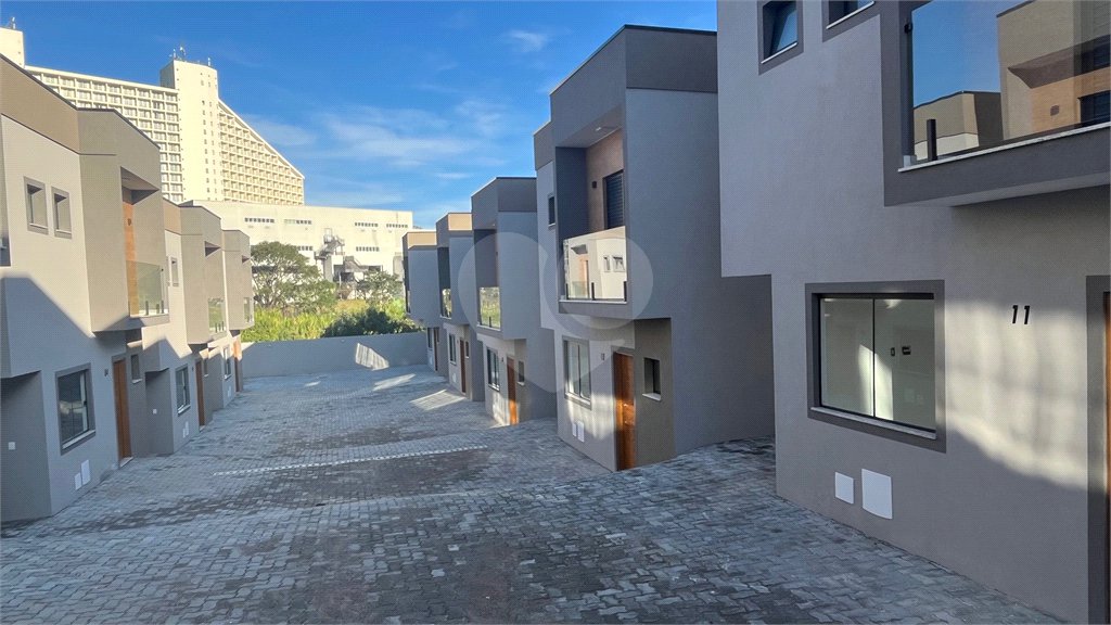 Villagio à venda com 2 suítes em Jardim Santo Antônio, Atibaia, SP