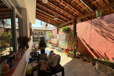 Casa à venda com 3 quartos, sendo 1 suíte, em Ipiranga, São Paulo, SP