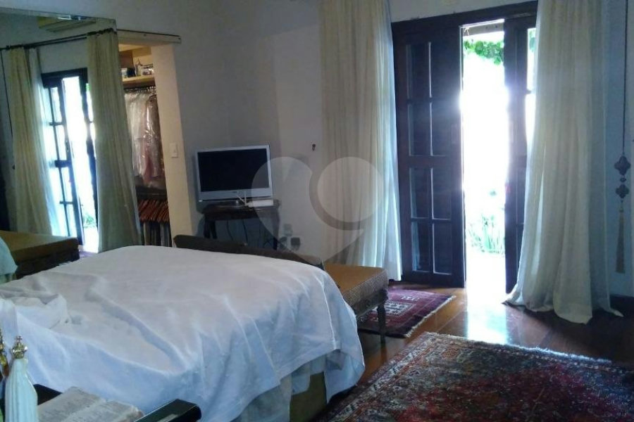 Casa à venda ou para alugar com 4 quartos, sendo 3 suítes, em Lapa, São Paulo, SP