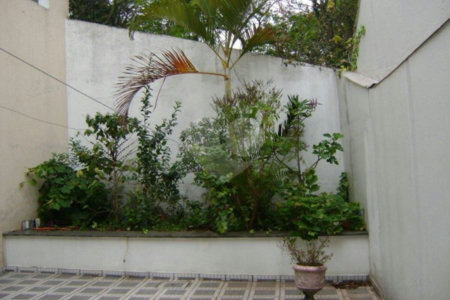 Sobrado à venda com 3 suítes em Jardim Franca, São Paulo, SP