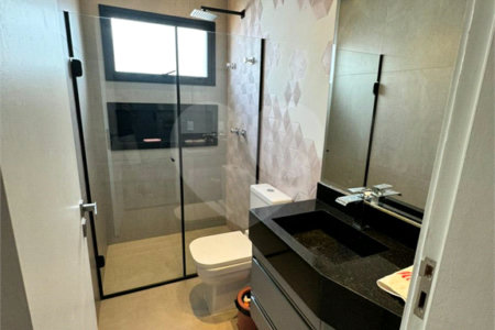 Casa à venda com 4 quartos, sendo 3 suítes, no condomínio Vilagio Ipanema 1, Araçoiaba da Serra - SP