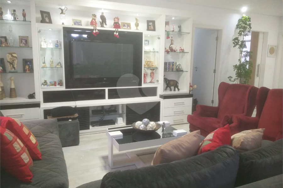 Apartamento à venda com 3 quartos, sendo 1 suíte, em Paraíso, São Paulo, SP