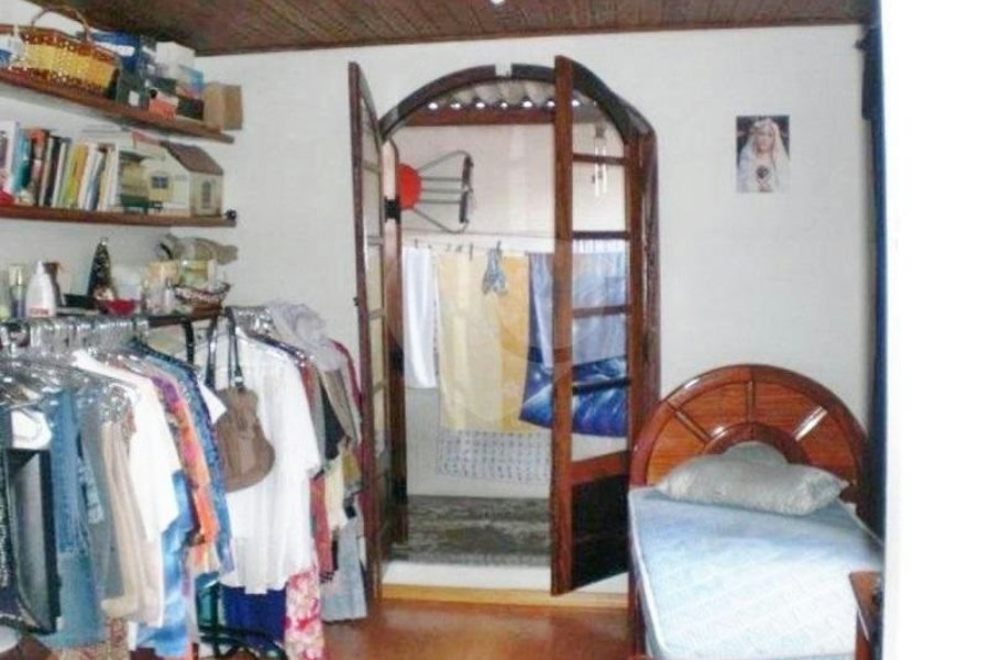 Sobrado à venda com 3 quartos em Jardim Peri, São Paulo, SP