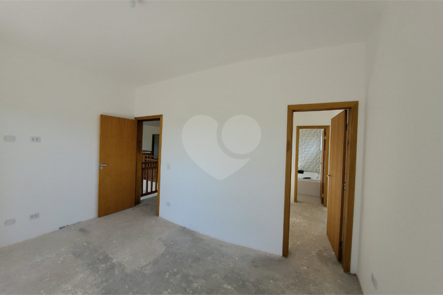 Casa à venda com 4 suítes no condomínio Sausalito, Mairiporã - SP