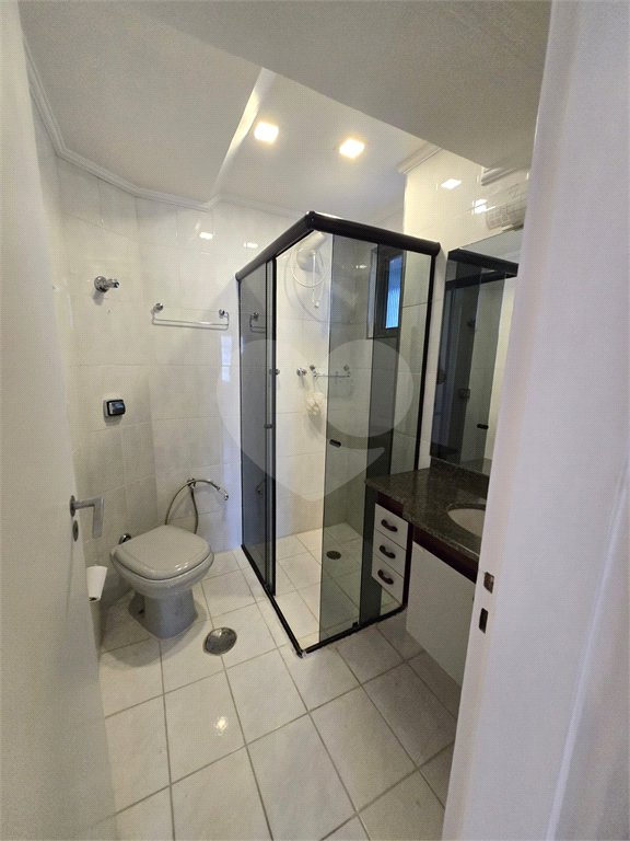 Apartamento à venda com 3 quartos, sendo 1 suíte,  em Indianópolis, São Paulo, SP