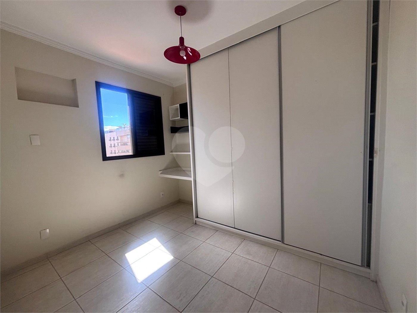 Apartamento à venda com 3 quartos, sendo 1 suíte,  em Vila Independência, Sorocaba, SP