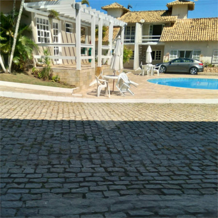 Casa em condomínio à venda com 2 quartos, sendo 1 suíte,  em Alto de Búzios, Armação dos Búzios, RJ