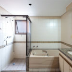 Apartamento à venda com 4 quartos, sendo 3 suítes, em Jardim Monte Kemel, São Paulo, SP