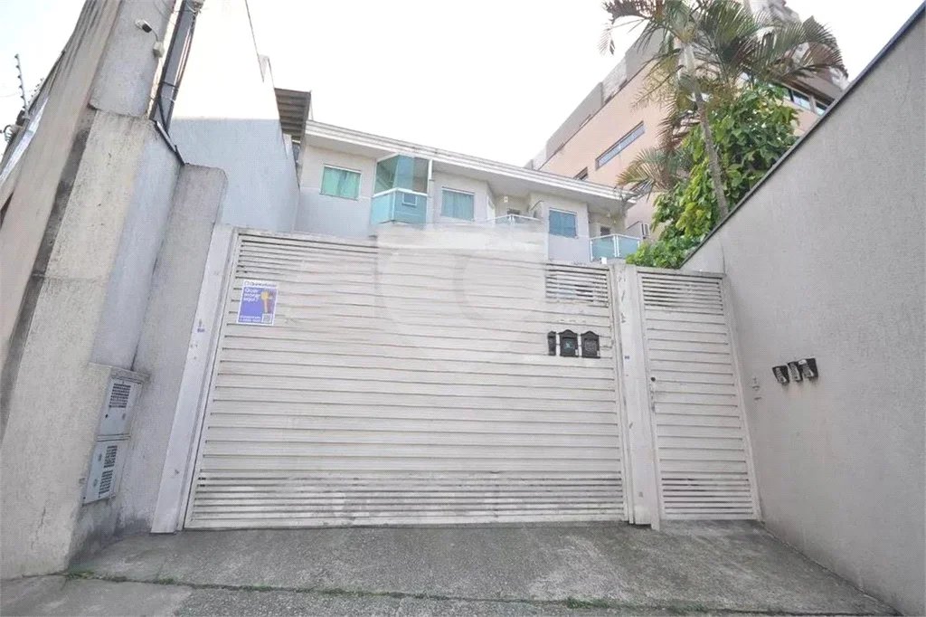 Casa à venda com 2 suítes no condomínio Cachoeira, São Paulo - SP