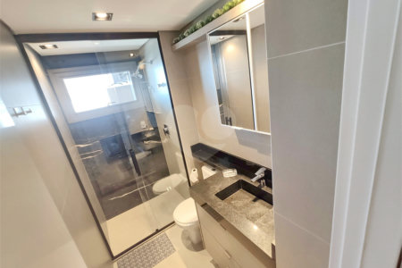 Apartamento à venda ou para alugar com 1 suíte em Pinheiros, São Paulo, SP