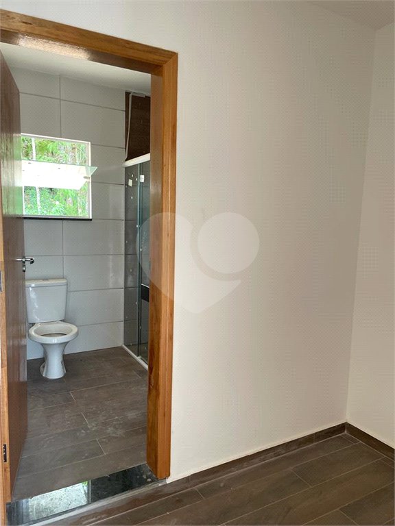 Casa à venda com 3 quartos, sendo 1 suíte, no condomínio Mirante da Mantiqueira, Mairiporã - SP