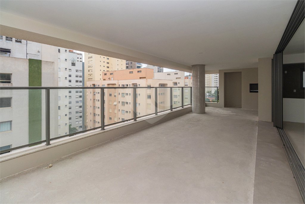 Apartamento à venda com 3 suítes em Brooklin, São Paulo, SP