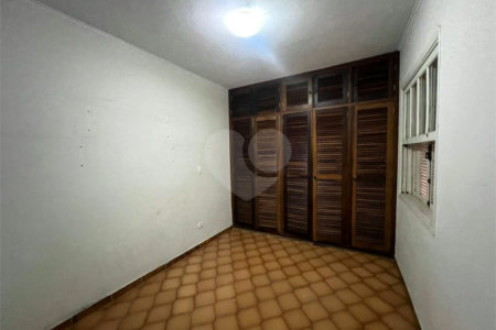 Casa à venda com 4 quartos, sendo 1 suíte, em Vila Mascote, São Paulo, SP